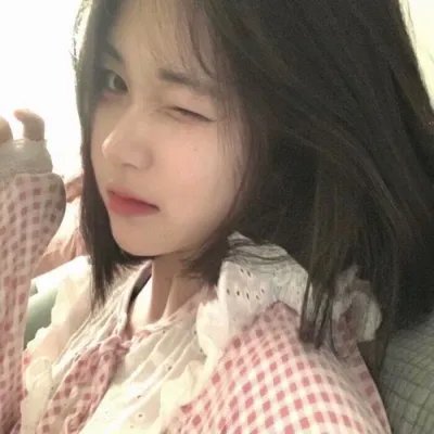 夜深血红